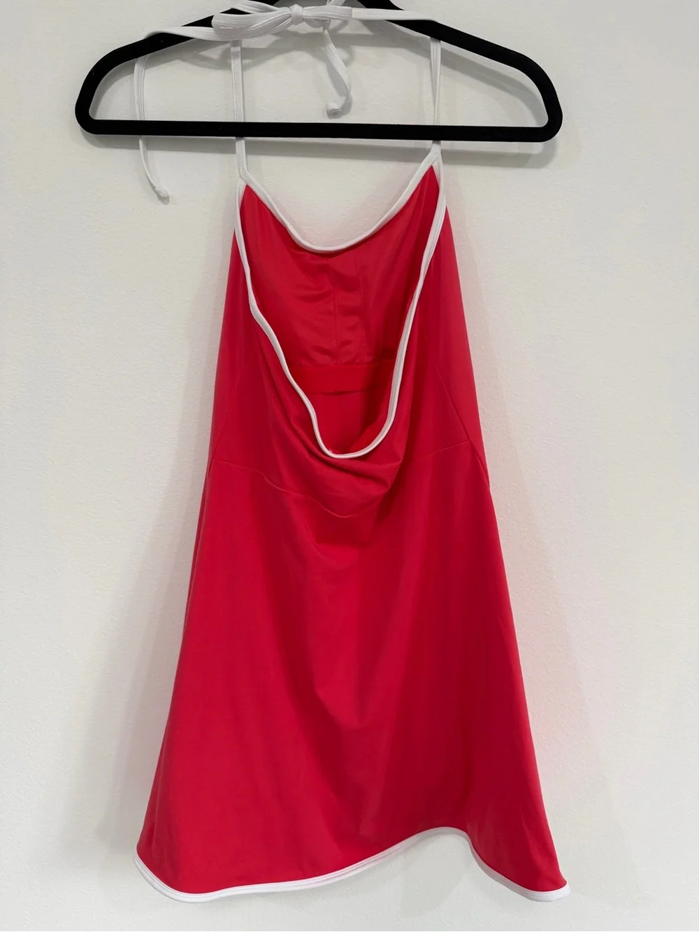 ALO Yoga Softsculpt Halter Tennis Dress in Candy Red/White Size Medium